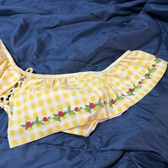 Disney Belle XXL Bikini Top with Flaw - Picture 3 of 9